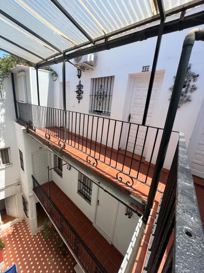 Casa de hóspedes Atenas 2*